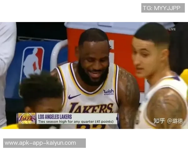 科尔强调季前赛首战湖人将采用深度轮换策略确保球员体能不被过度消耗 科尔强调季前赛首战湖人将采用深度轮换策略确保球员体能不被过度消耗