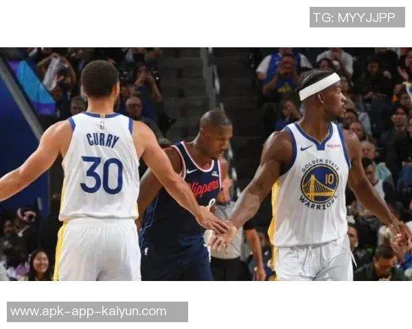 勇士替补发威全队五人得分上双首发火力明显不足 勇士替补发威全队五人得分上双首发火力明显不足