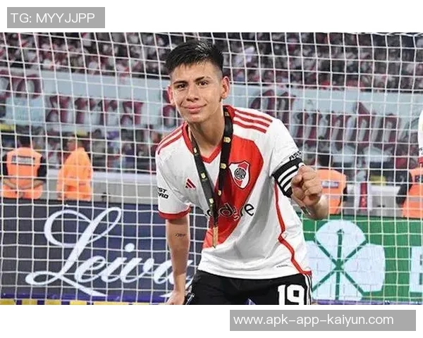 马卡报道36岁龙东提前结束奥维耶多租借回归墨西哥帕丘卡球队