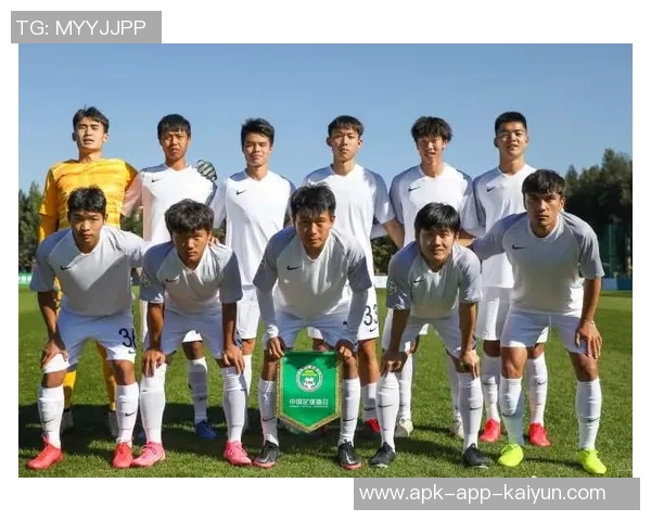 上海申花U19梯队小将程添乐成功入选U19国足集训名单展现潜力与希望